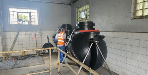 Průběh instalace čistírny odpadních vod STMH15 v&nbsp;areálu firmy KNAUF